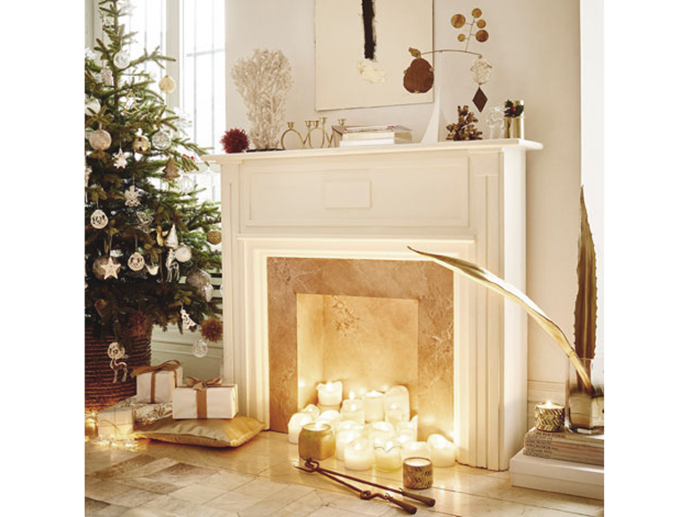 Natale 2015: come decorare casa in stile shabby chic Decorazione camino Rivestimento