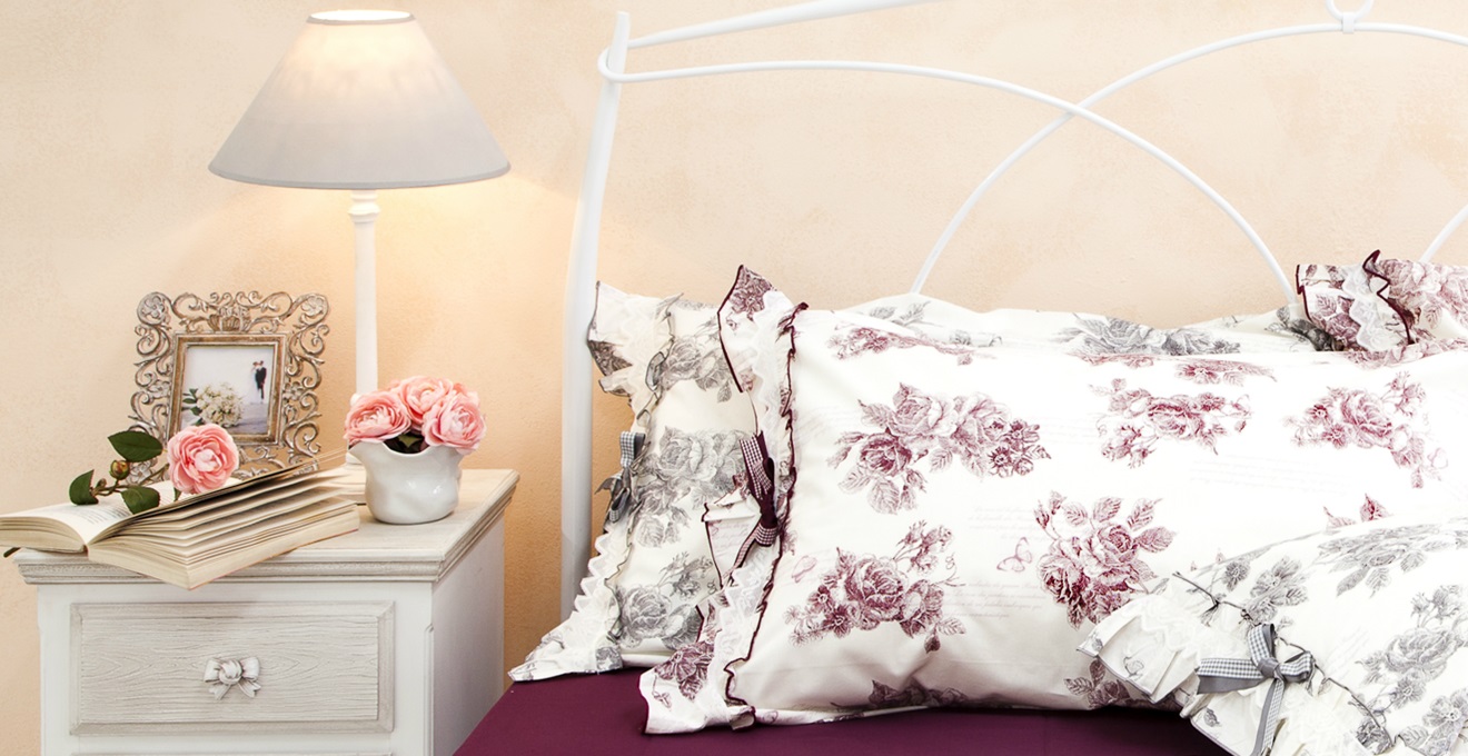 Camera da letto in stile provenzale: per un romantico relax Centri per camera da letto moderna