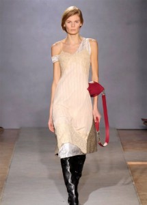 Margiela sfilate AI 2014 2015 AI mamme a spillo