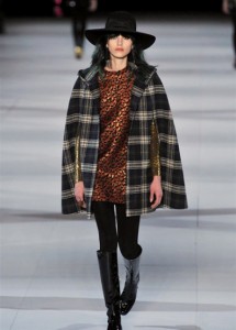 Saint Laurent sfilate AI 2014 2015 mamme a spillo