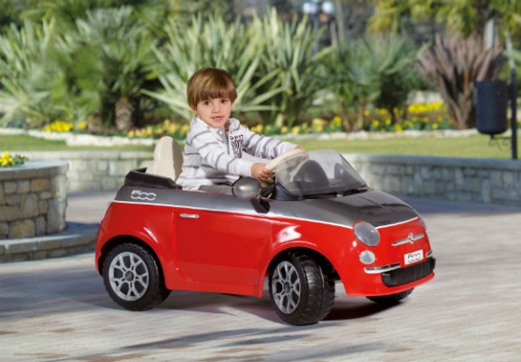 Fiat 500 red child mamme a spillo