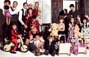 D&G J campagna mamme a spillo