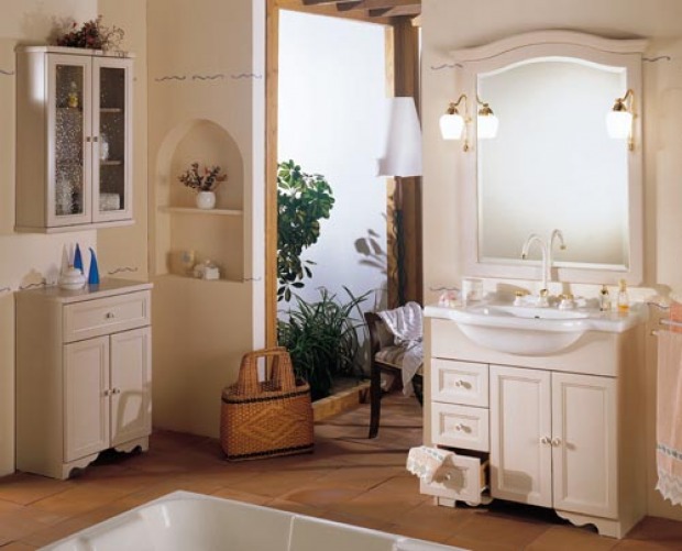 Bagno in stile provenziale relax dal sapore romantico for Arredare casa in bianco
