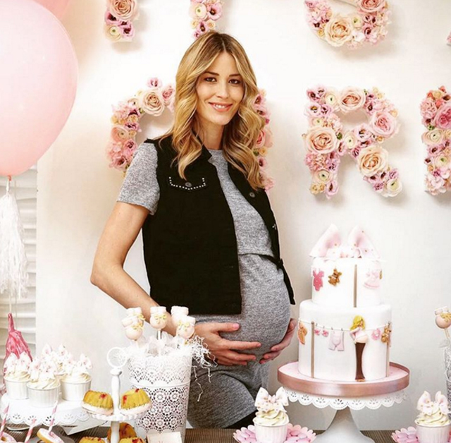 elena-santarelli-baby-shower