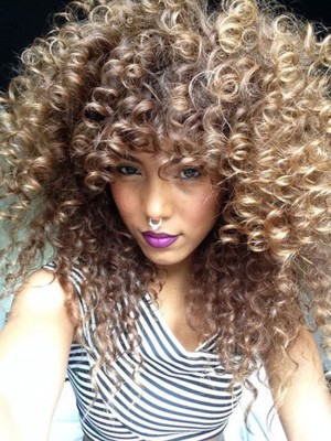 tagli capelli primavera 2016 ricci con frangia mamme a spillo