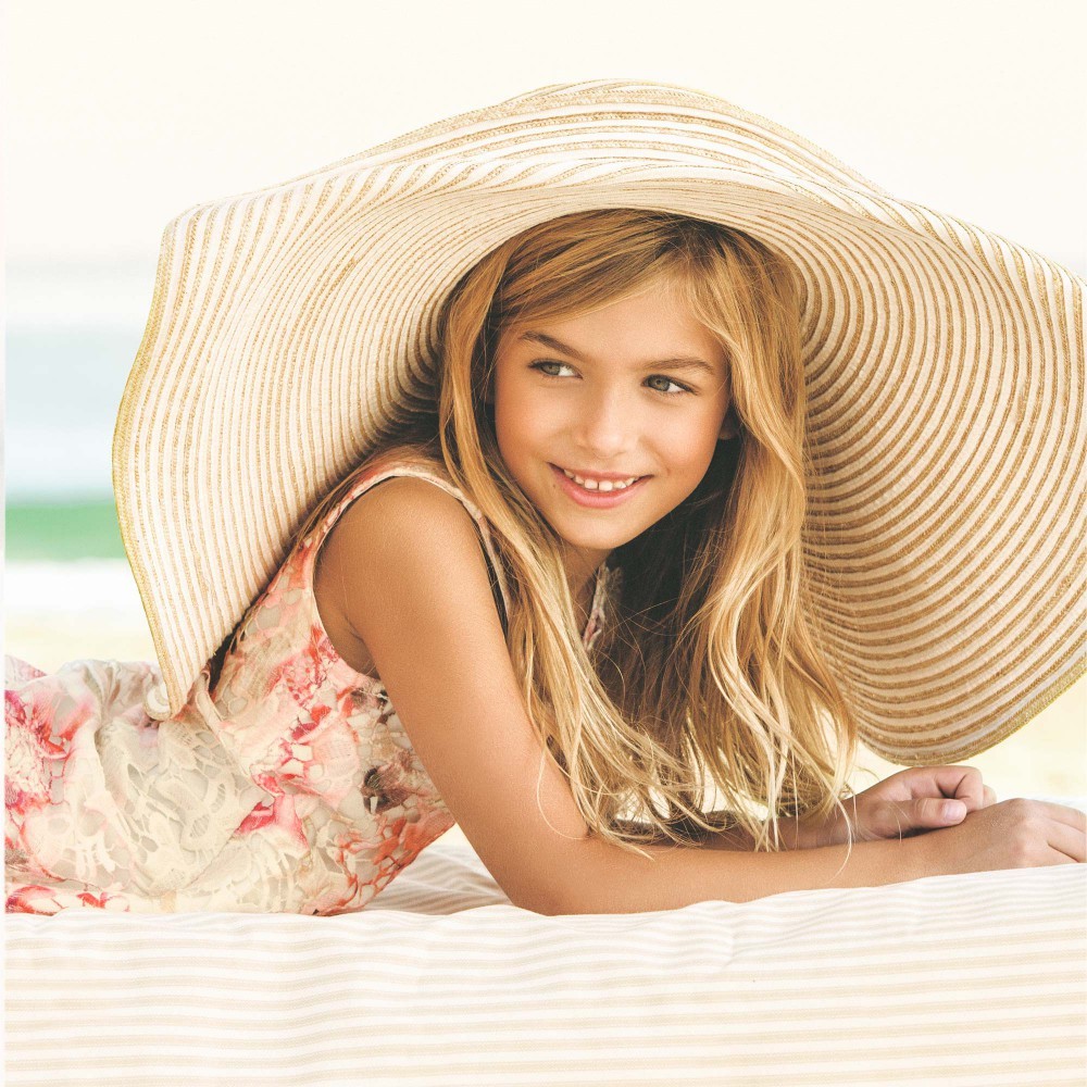 Moda-Bimbi-estate-2015-Collezione-sarabanda-con-disegni-e-stampe-floreali