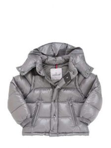 piumini-moncler-mamme-a-spillo