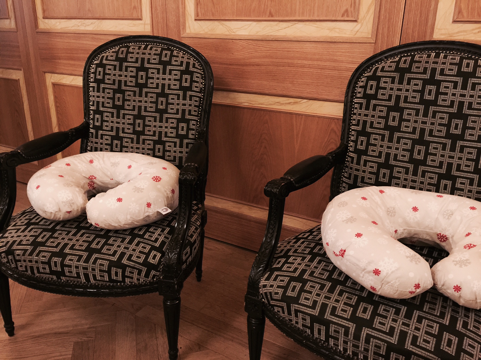 baby-shower-party-boppy