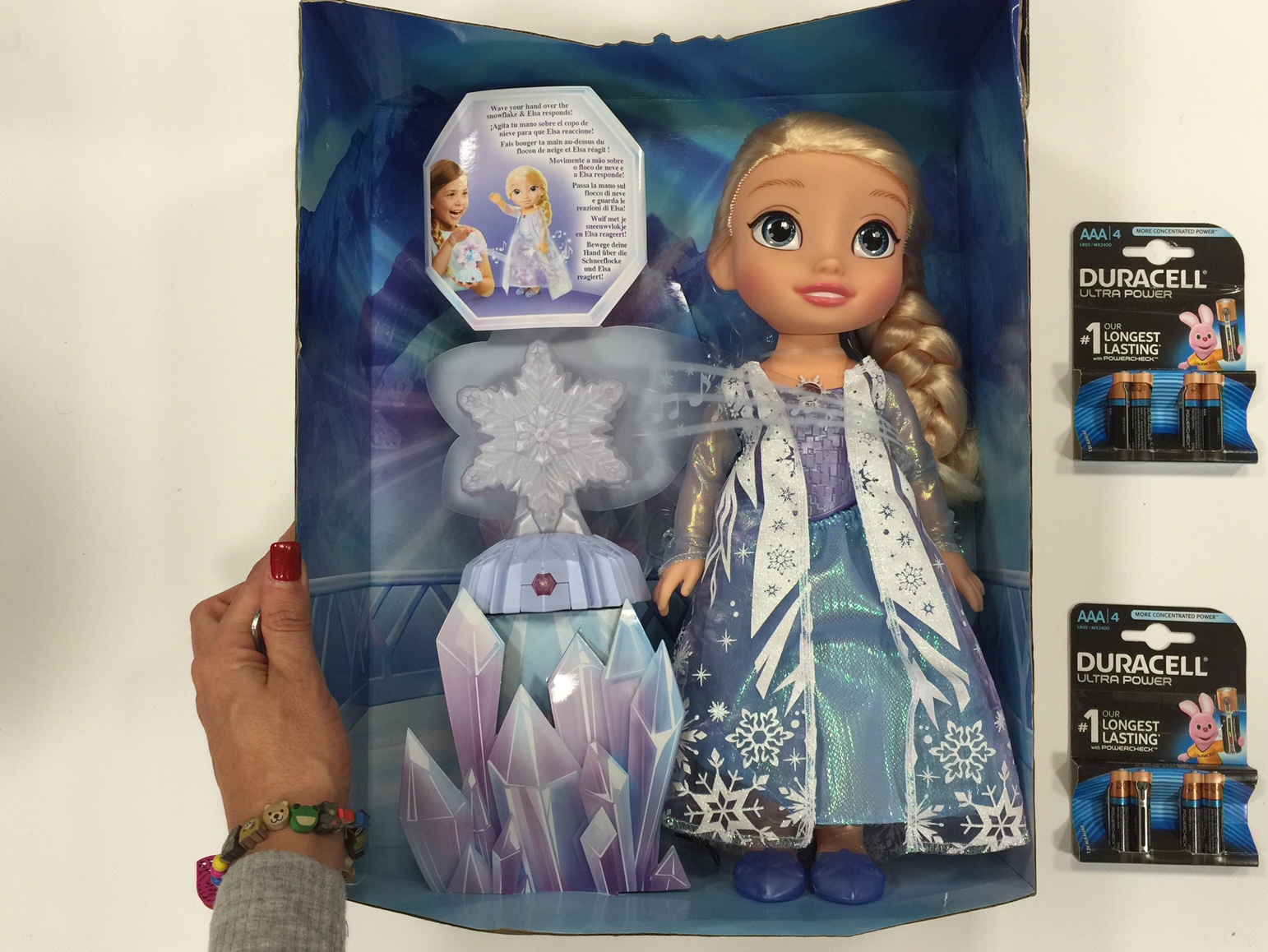 elsa-bambola-disney-duracell