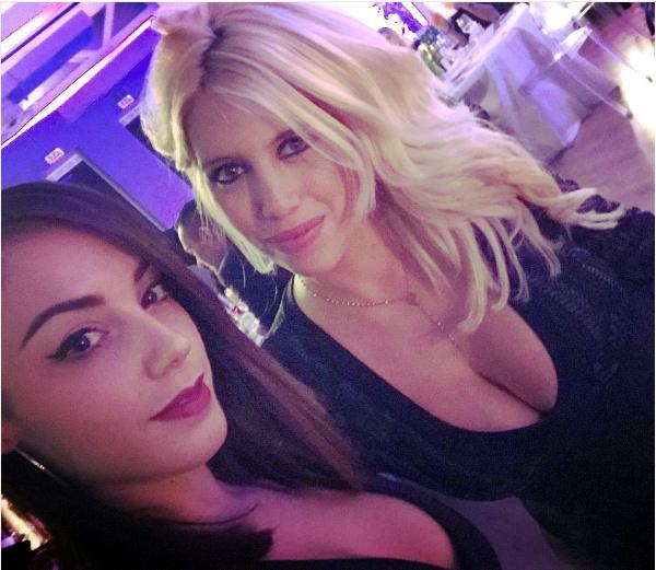 wanda-nara-sexy-natale