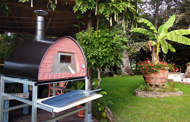 Barbecue o forno a legna? ecco quale scegliere per lestate mamme ... Barbecue forno a legna