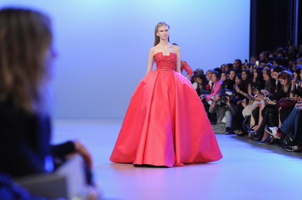 Sfilata Elie Saab pe 2014 mamme a spillo