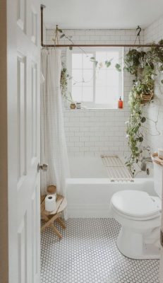 bagno-semplice-vintage-piastrelle
